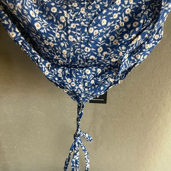 Lulus Summer Vibes Floral Print Off The Shoulder Crop Top Size M NWT - Picture 8 of 8